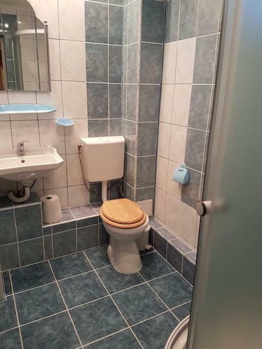 Maison d'hôtes Recea186 à Recea  Extérieur photo